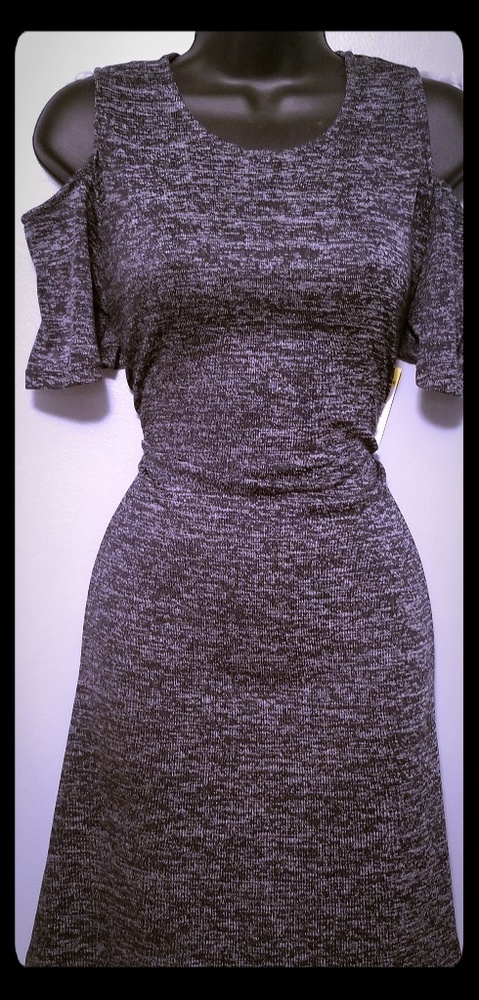 Dress, cold shoulder
